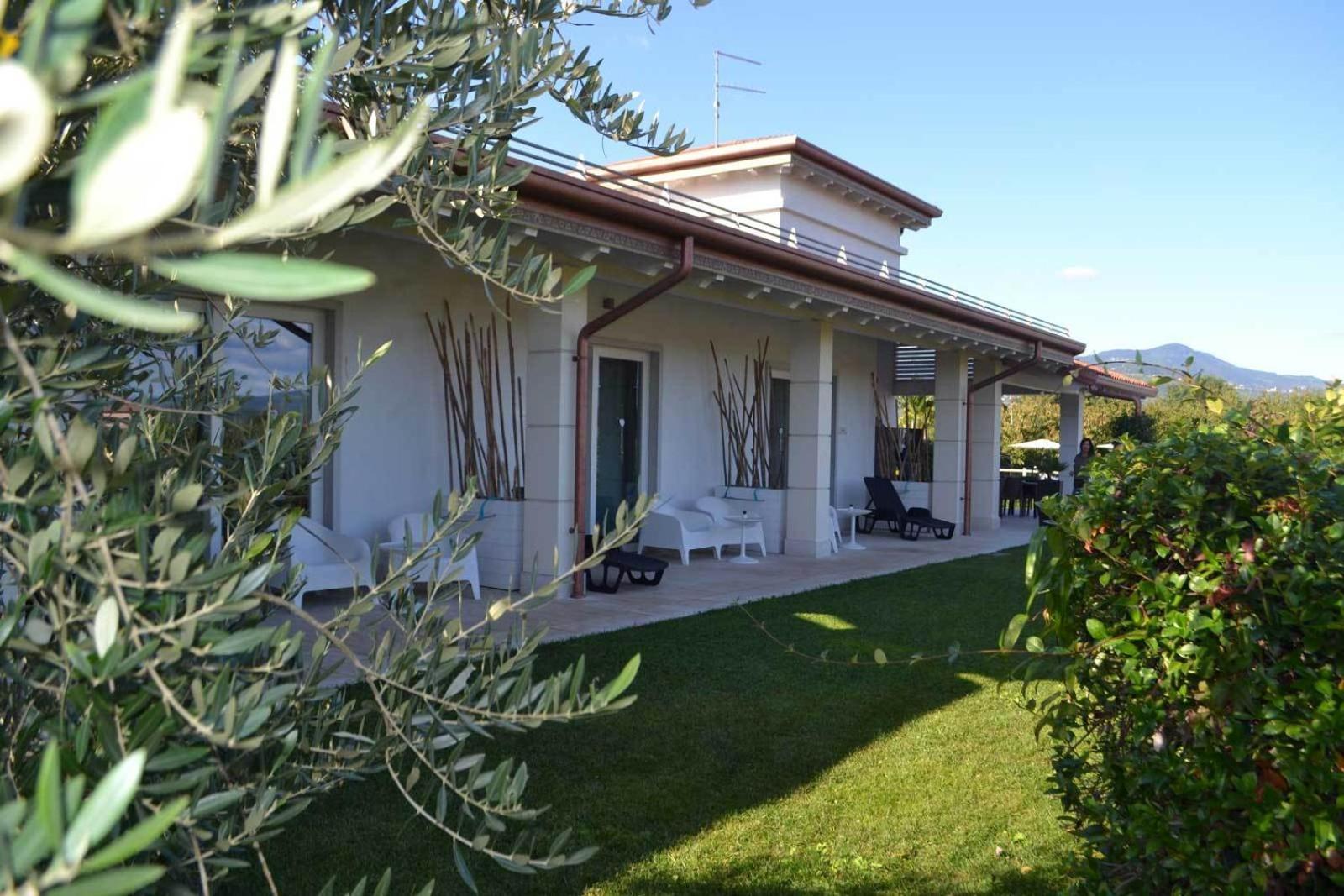 Agriturismo La Torretta Pescantina ภายนอก รูปภาพ