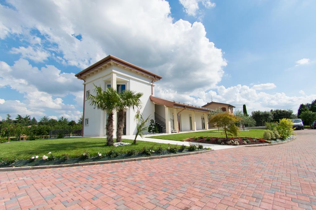 Agriturismo La Torretta Pescantina ภายนอก รูปภาพ