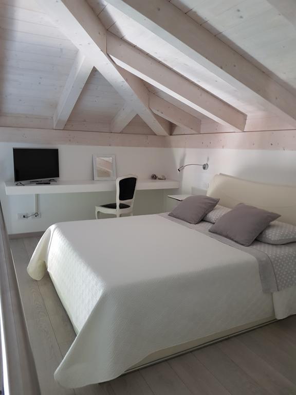 Agriturismo La Torretta Pescantina ภายนอก รูปภาพ