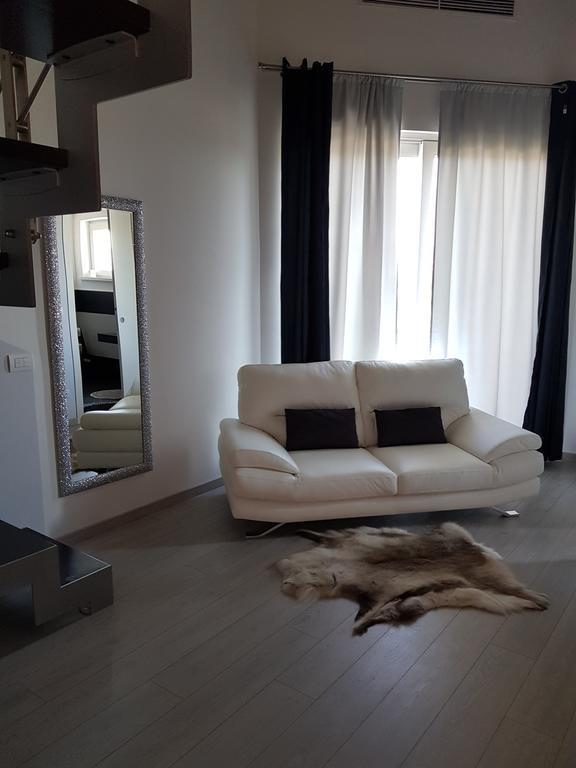 Agriturismo La Torretta Pescantina ภายนอก รูปภาพ